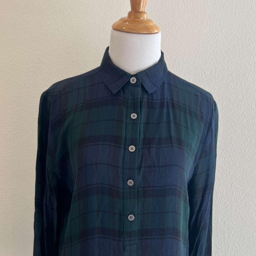 LOFT Dark Plaid half Button Down Shirt M